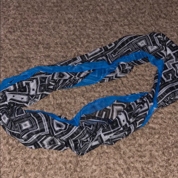 Infinity Scarf - Picture 2 of 3